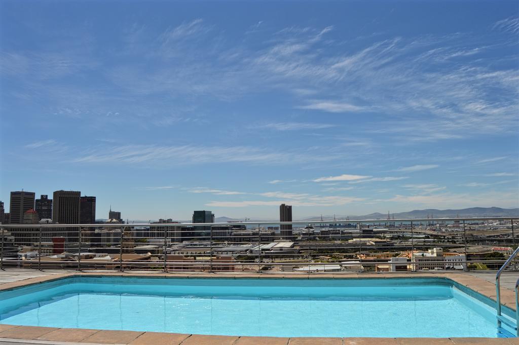 เออร์เบิน โอเอซิส แอท เดอะ โฟร์ซีซั่น Apartment เคปทาวน์ ภายนอก รูปภาพ