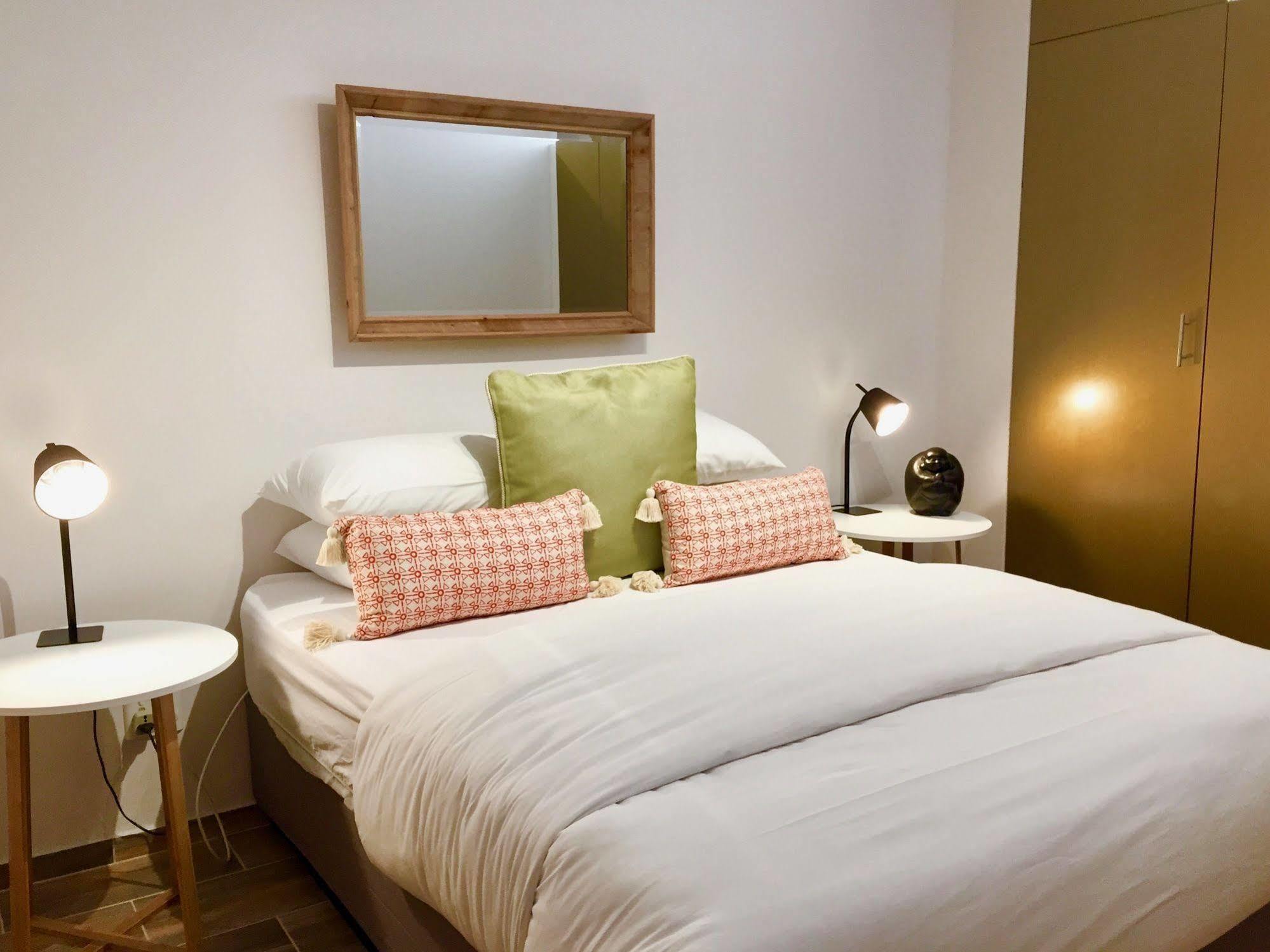 เออร์เบิน โอเอซิส แอท เดอะ โฟร์ซีซั่น Apartment เคปทาวน์ ภายนอก รูปภาพ
