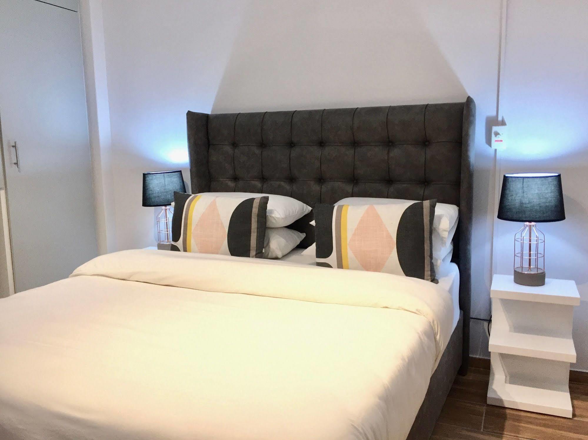 เออร์เบิน โอเอซิส แอท เดอะ โฟร์ซีซั่น Apartment เคปทาวน์ ภายนอก รูปภาพ